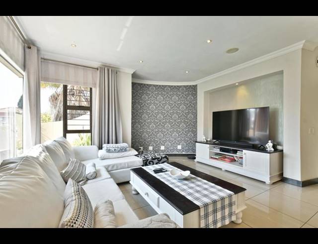 5 BEDROOM HOUSE FOR SALE IN BOSKRUIN